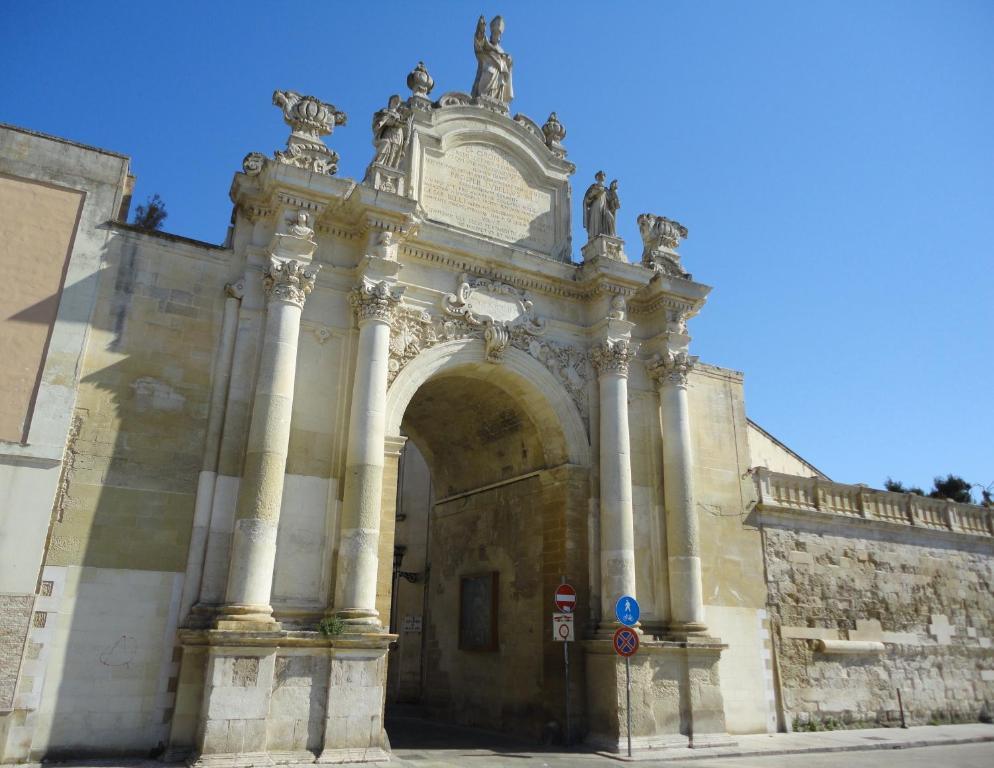 La Bella Lecce B&B エクステリア 写真